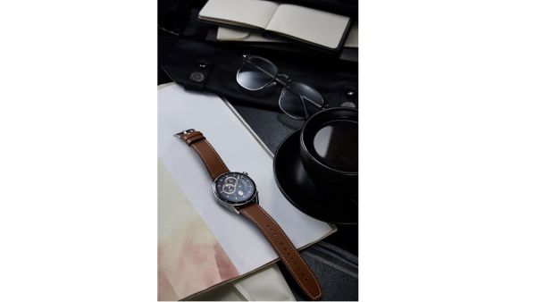 ساعة HUAWEI WATCH GT 3 ساعة HUAWEI WATCH GT 3 مجموعة مراحل القمر II مع ميزات مساعد الحياة المريحة الرائعة والمريحة للغاية! إليك الطريقة!