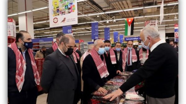 خلال الحدث كارفور الاردن تطلق حملة " فكر محلي" لدعم الصناعات المحلية