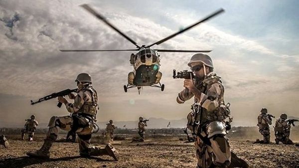 منوارات للجيش الإيراني