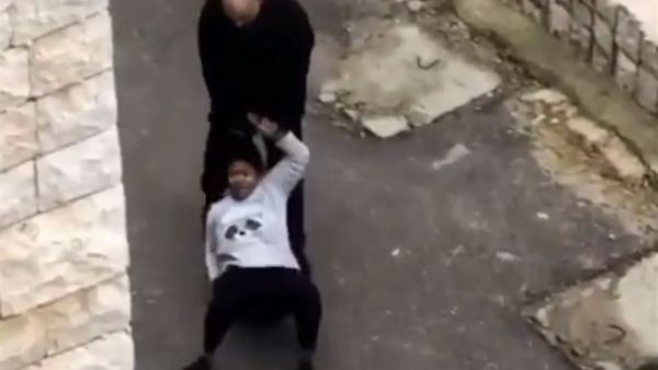 الاعتداء على امرأة 