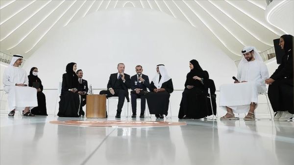 اردوغان: التعاون مع الامارات الى الفضاء