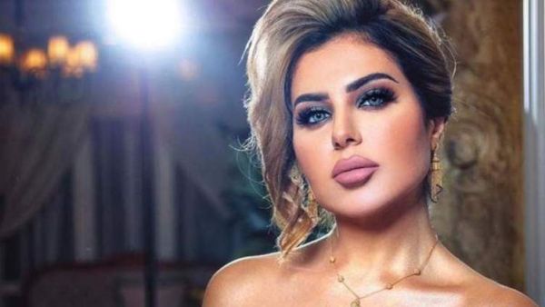 هكذا استقبل الجمهور في السعودية حليمة بولند (فيديو) هكذا استقبل الجمهور في السعودية حليمة بولند (فيديو)