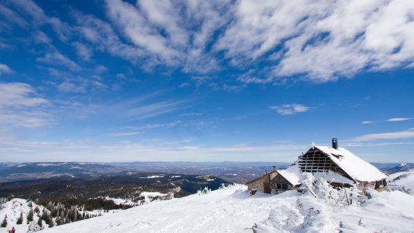 Discover incredible skiing destinations across the flydubai network Ski Trip Inspiration With flydubai