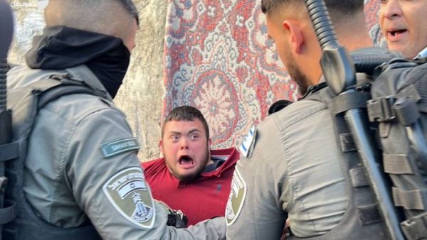 Mohamad Al Ajlouni faces Israeli soldiers 