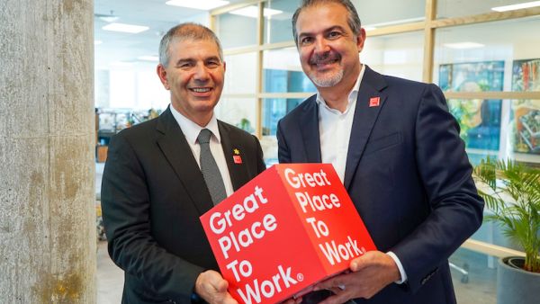تصنيف مجموعة شلهوب من قبل منظمة ®Great Place to Work «جريت بليس تو وورك» من ضمن أفضل بيئات العمل في 5 بلدان: الإمارات العربية المتحدة والمملكة العربية السعودية والكويت والبحرين وقطر