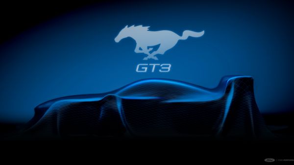 سيتم تزويد سيارة السباق موستانج جي تي3 الجديدة بمحرك فورد V8 سعة 5.0 ليتر فورد بيرفورمانس تطوّر سيارة السباق موستانج جي تي3 لتنافس عالمياً في سباق دايتونا 2024
