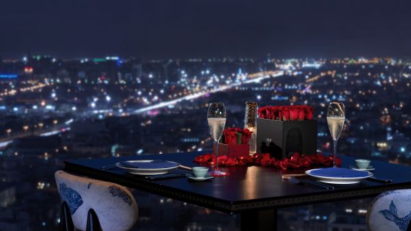 Sintoho restaurant. Let Love Blossom At Four Seasons Hotel Kuwait At Burj Alshaya