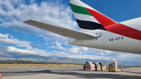 An Emirates SkyCargo freighter uplifts a shipment of flowers freshly harvested from Quito Ecuador Love is in the air: The top 5 Valentine’s Day gifts that fly on Emirates SkyCargo