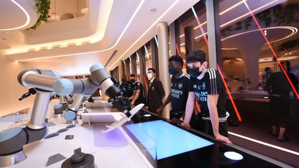 Emirates Welcomes Arsenal Football Club At Its Expo 2020 Dubai Pavilion