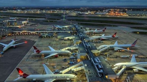  مطار هيثرو بالعاصمة لندن