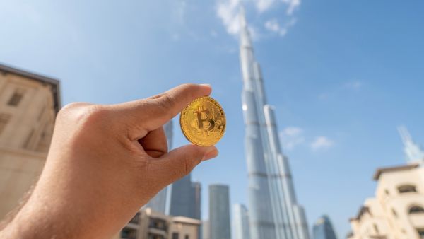 العملات الرقمية في أسبوع: الإمارات تستعد لإصدار رخصة لمقدمي خدمات العملات الرقمية