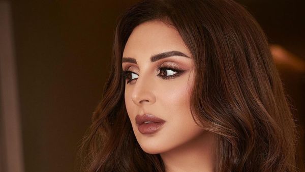 أنغام تبهر متابعيها بإطلالة فخمة في قصر عابدين