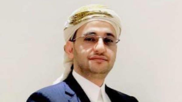  الشيخ حسين بن عبدالله الاحمر