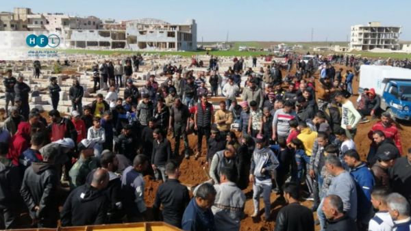 تشييع الاطفال الضحايا في مدينة الحراك في درعا