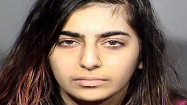 أمريكا.. امرأة تطعن رجلا أثناء لقاء غرامي "انتقاما لسليماني"