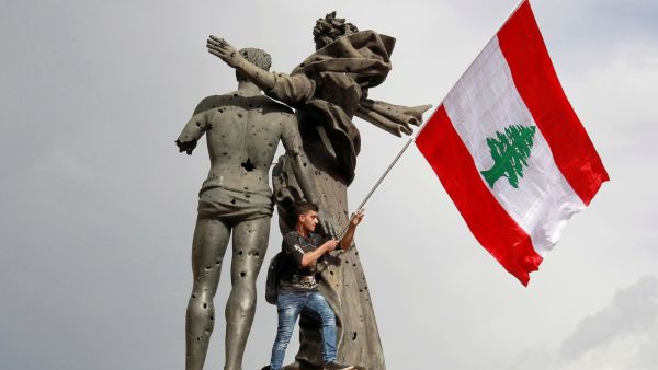 معركة حسم مصير لبنان تُخاض على إيقاع "فيينا"