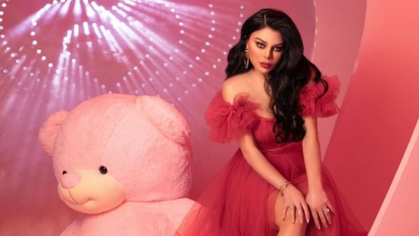 في عيد ميلادها الـ46: إطلالات جريئة للفنانة هيفاء وهبي