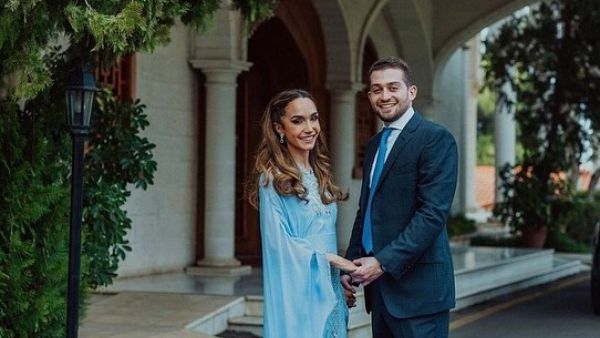 من عقد قران سميحة الفايز وزيد الرفاعي