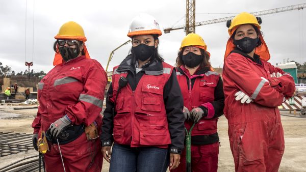 During the event ACCIONA Marks a Milestone in the Construcction Industry With the Raising of a Building Using Women-only Labor