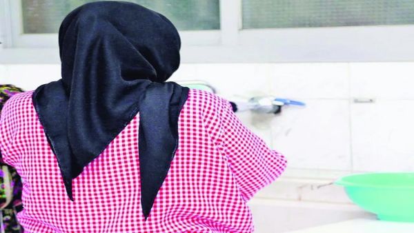 عاملة منزلية تنتقم من أسرة تعمل لديها في الكويت
