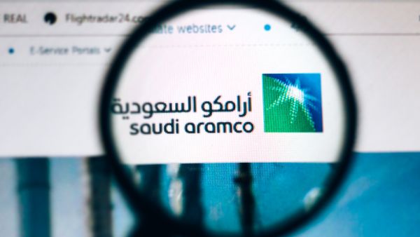 19 Banks to Fund $13.4 Billion Loan for Aramco Pipeline Deal: Report
