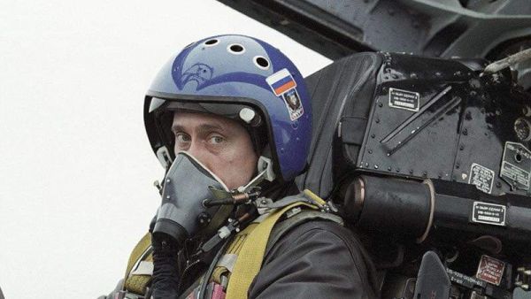 بوتين: احكمو السيطرة على  أزوفستال