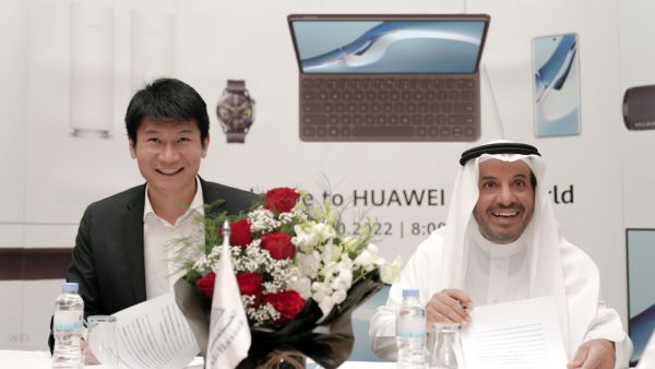 Huawei Teams up With the Al-hasoob Company  to Support Enterprises Achieve Their Potential in Saudi Arabia
