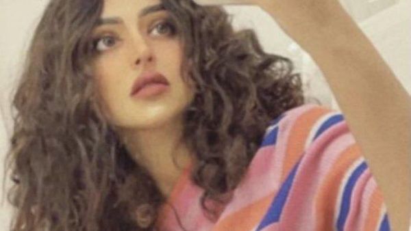 نجلاء عبدالعزيز
