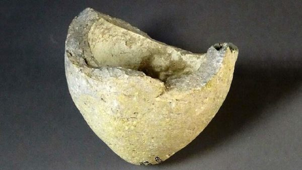 العلماء يعثرون على قنابل يدوية في القدس تعود لفترة الحروب الصليبية