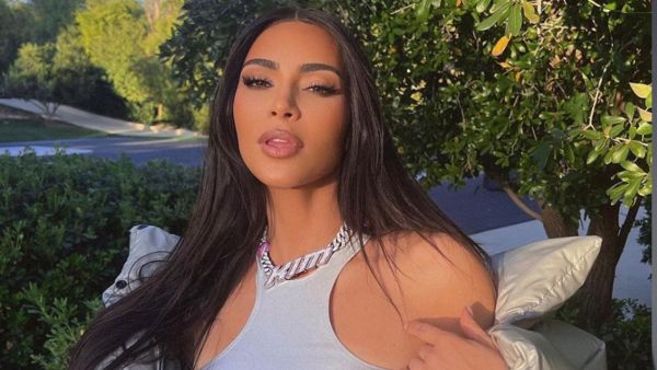 Kim Kardashian's photoshop fail
