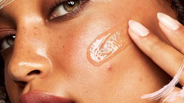 جميلة البوابة: 5 نصائح قبل استخدام مصل الريتينول