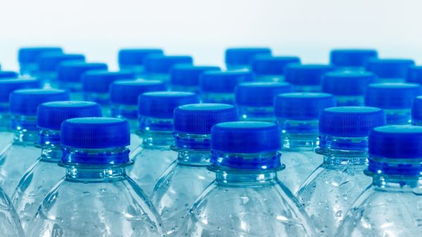 طبيب البوابة: كيف تحسب كمية الماء التي تحتاجها؟