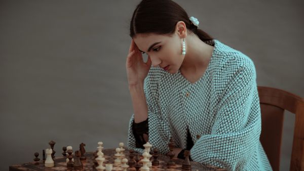 كيف تتخذ القرارات بشكل أسرع؟