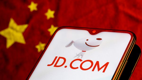 China's JD.Com Founder Richard Liu Steps Down As CEO