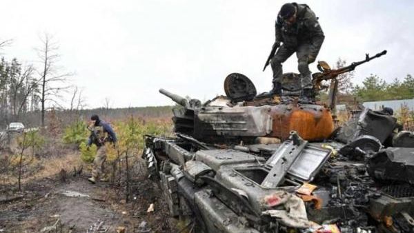 القوات الروسية تدمر مواقع وأهداف للجيش الأوكراني