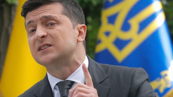 زيلينسكي: الحل دبلوماسي