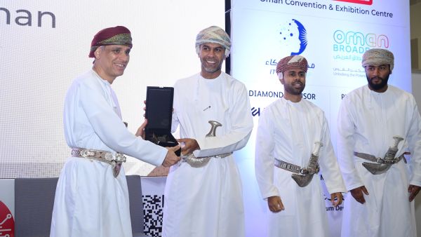 مركز بيانات Ooredoo يفوز بجائزة ’كومكس للتميز التقني‘ 