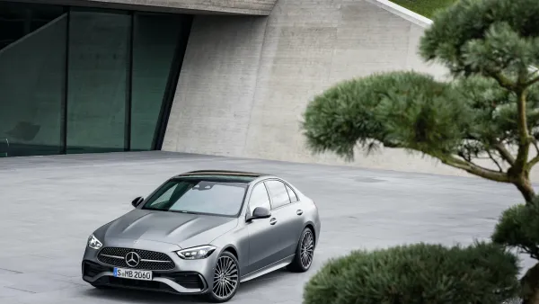 The New Mercedes-Benz C-Class: Sedan