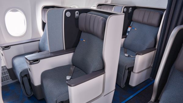 flydubai Showcases Its New Business Class Seat Offering at Arabian Travel Market