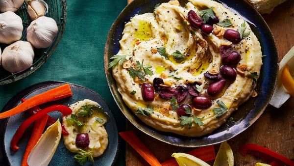 طبق سكورداليا من المطبخ اليوناني