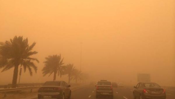 عاصفة رملية