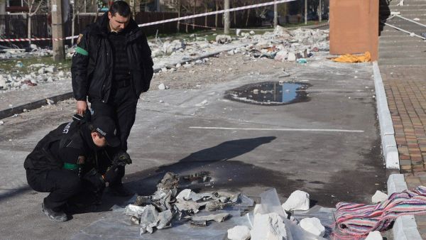 تدمير مدرج مطار أوديسا بصواريخ عالية الدقة