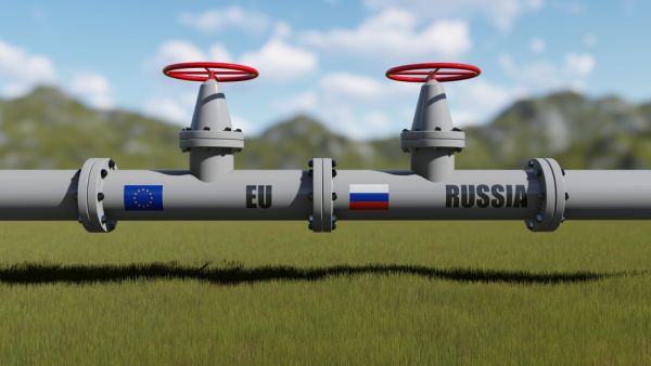 Europe Gas Prices Slip Amid Disruption of Flows Through Ukraine