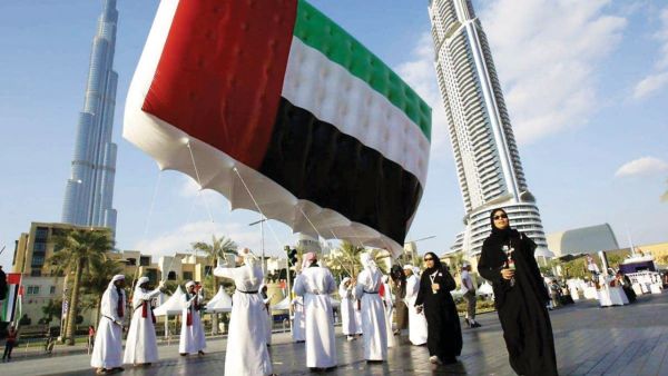 رفع الاعلام في الامارات 