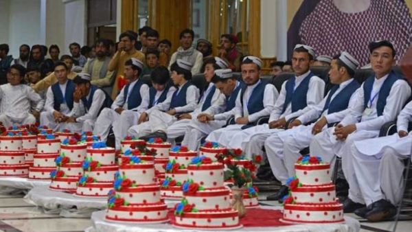 حفل زفاف جماعي متقشف في كابل