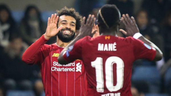 صورة أرشيفية لصلاح لـ ماني (يمين) وصلاح (المصدر: أ ف ب)