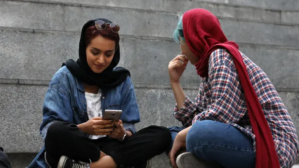 مناسبات بلا حجاب في ايران