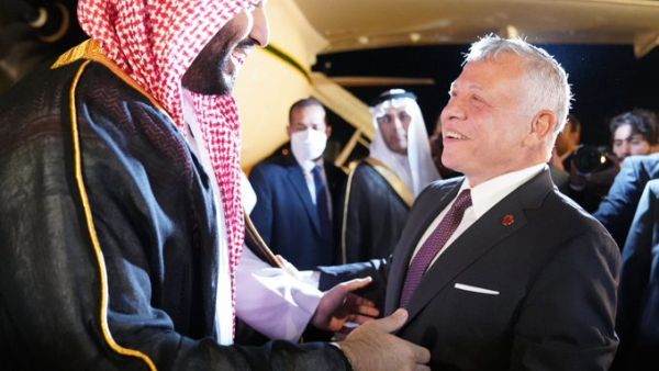 Prince Mohammad (L) with King Abdullah 