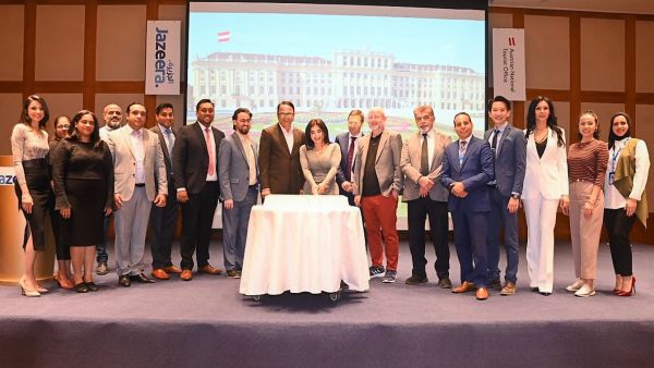 خلال الحدث طيران الجزيرة والمكتب الوطني النمساوي السياحي يروجان للسياحة في فيينا