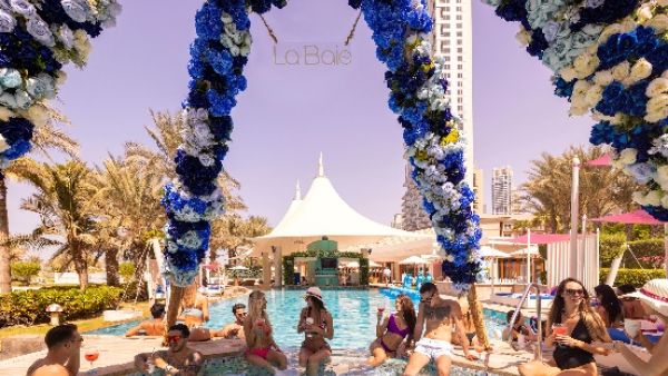Stay Cool In Style This Summer At La Baie Lounge, The Luxury Ladies’ Day At The Ritz-carlton Dubai, JBR